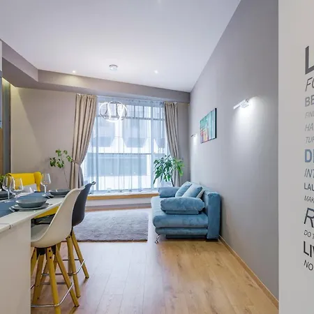 Amber / Navy Design With A/c Apartmán Budapešť