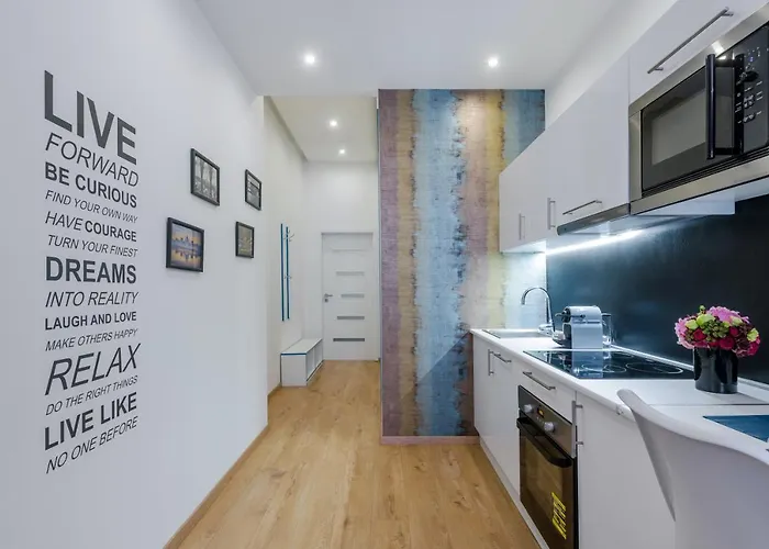 Amber / Navy Design With A/c Apartmán